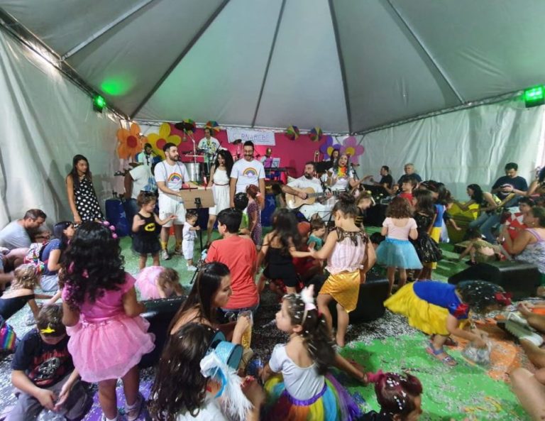 Carnabebê é opção de folia para os pequenos em Poços de Caldas