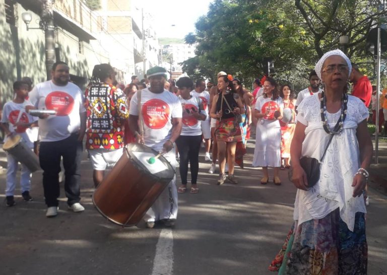 Domingo de carnaval tem “Afoxé Memórias da Resistência” e muito samba no Cascatinha