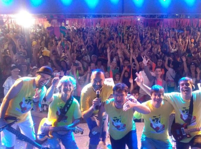 "Fobica" no nome, frevo no sangue: banda promete viagem musical no carnaval de Poços